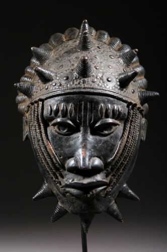 Masque en bronze royaume d'Ifé 