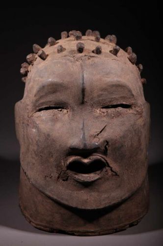 Kalundwe mask from 