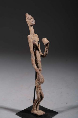 Dogon black iron character 