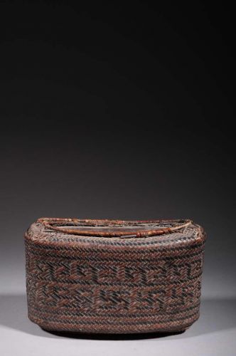 Taï basket for silk 