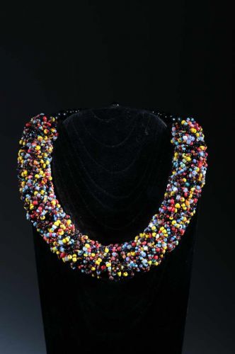 Collier ethnique perles 