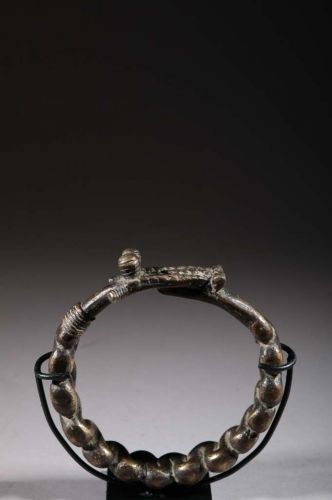 Gan bracelet 