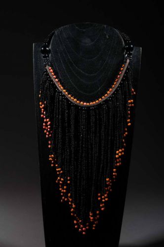 ethnic necklace pearl 