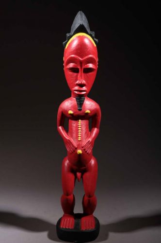 Red baoulé statue 