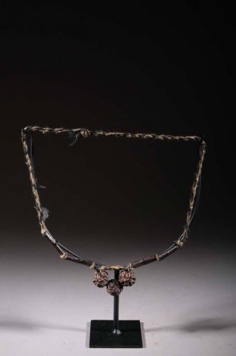 talisman necklace of Mong shaman 