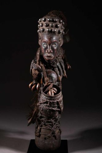 Kongo statue 