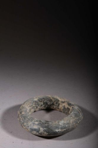 Old stone bracelet of Niger 