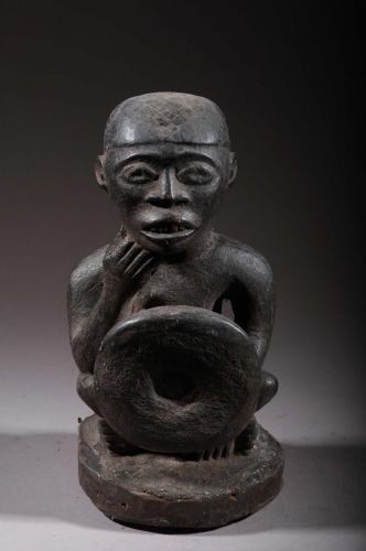 Bakongo idol statue 