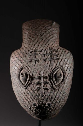 Snake head of Ifé kingdom 