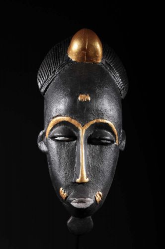 Black Baoulé mask 