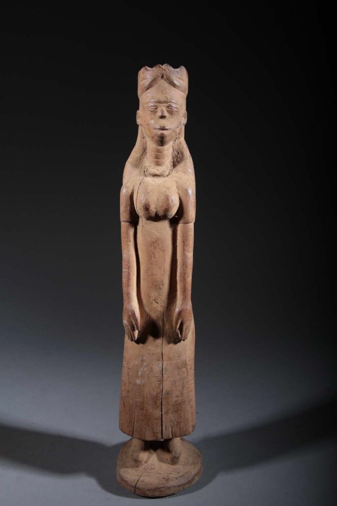 Queen Baoulé statue 