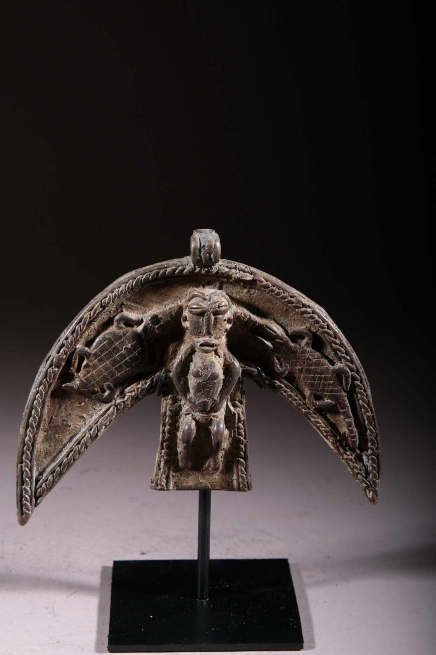 Bronze Baoule Pendant 