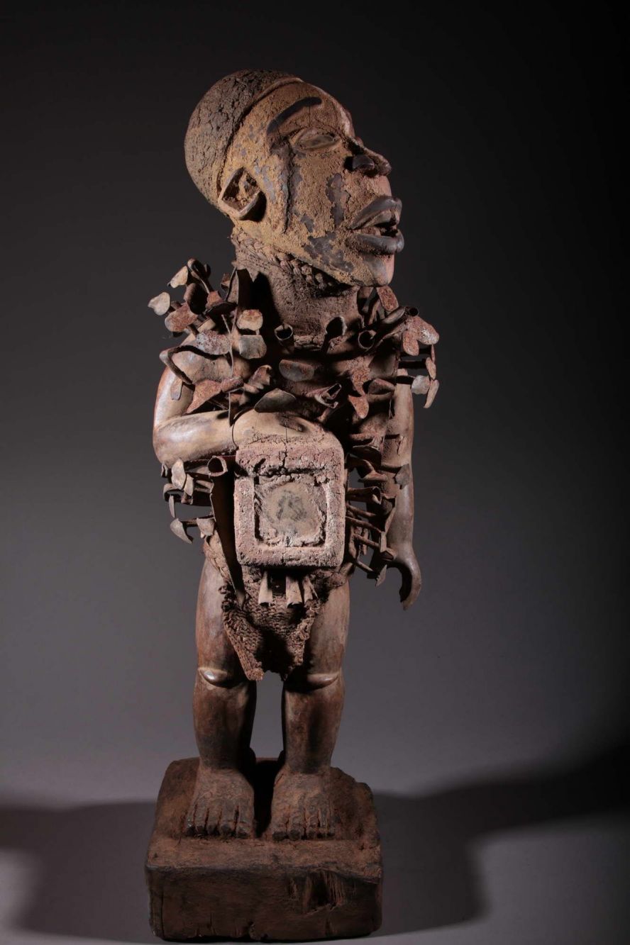 Bakongo idol statue 