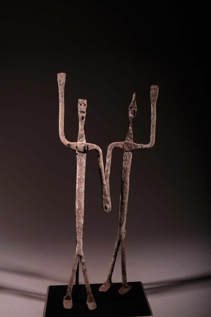 Personnages en fer noir Dogon 