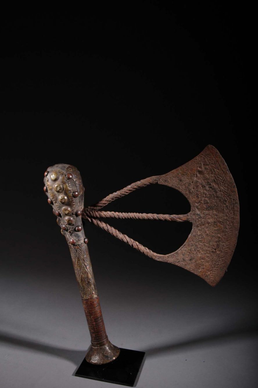 Mangbetu axe 