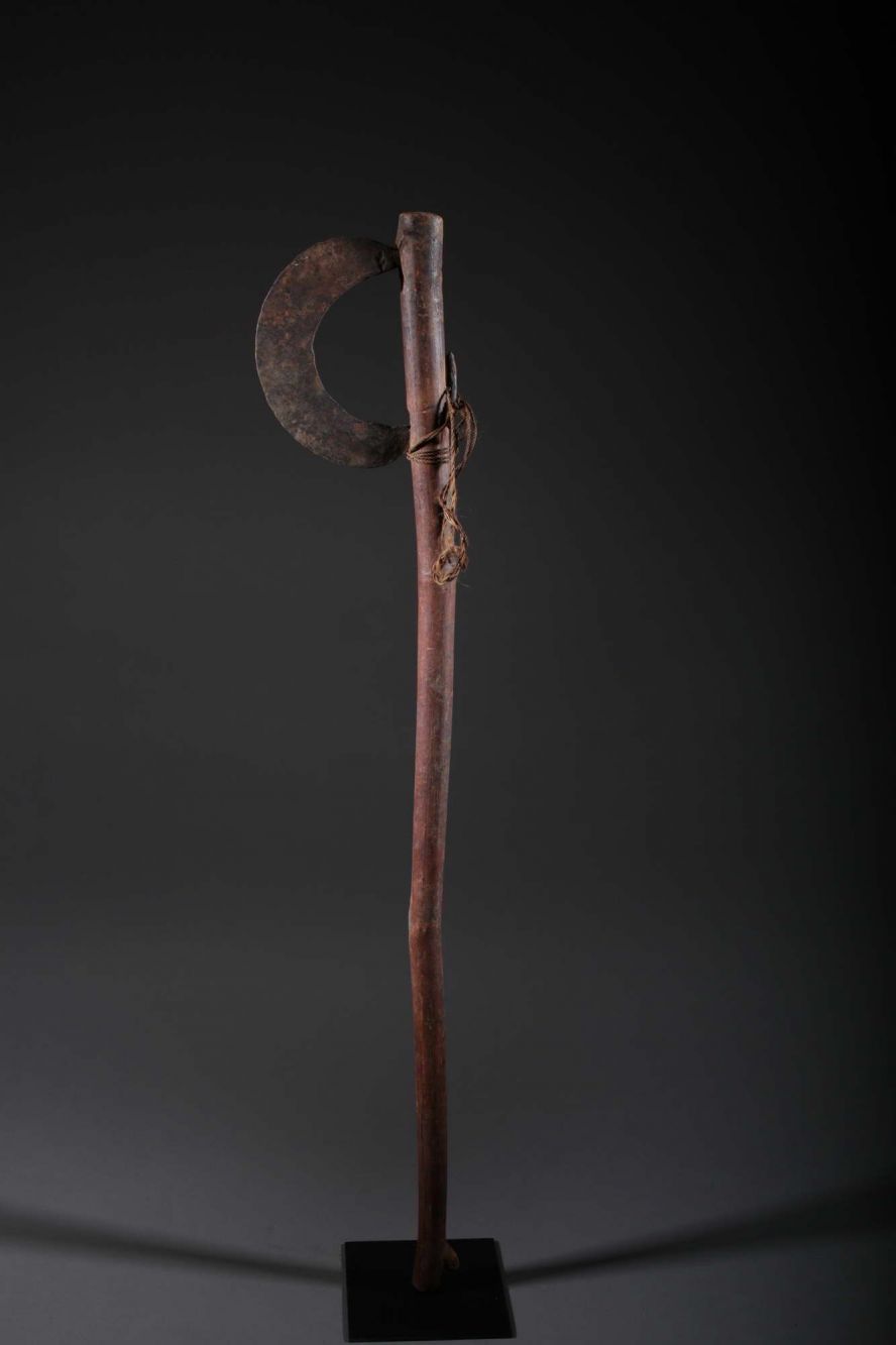 Mossi war axe 