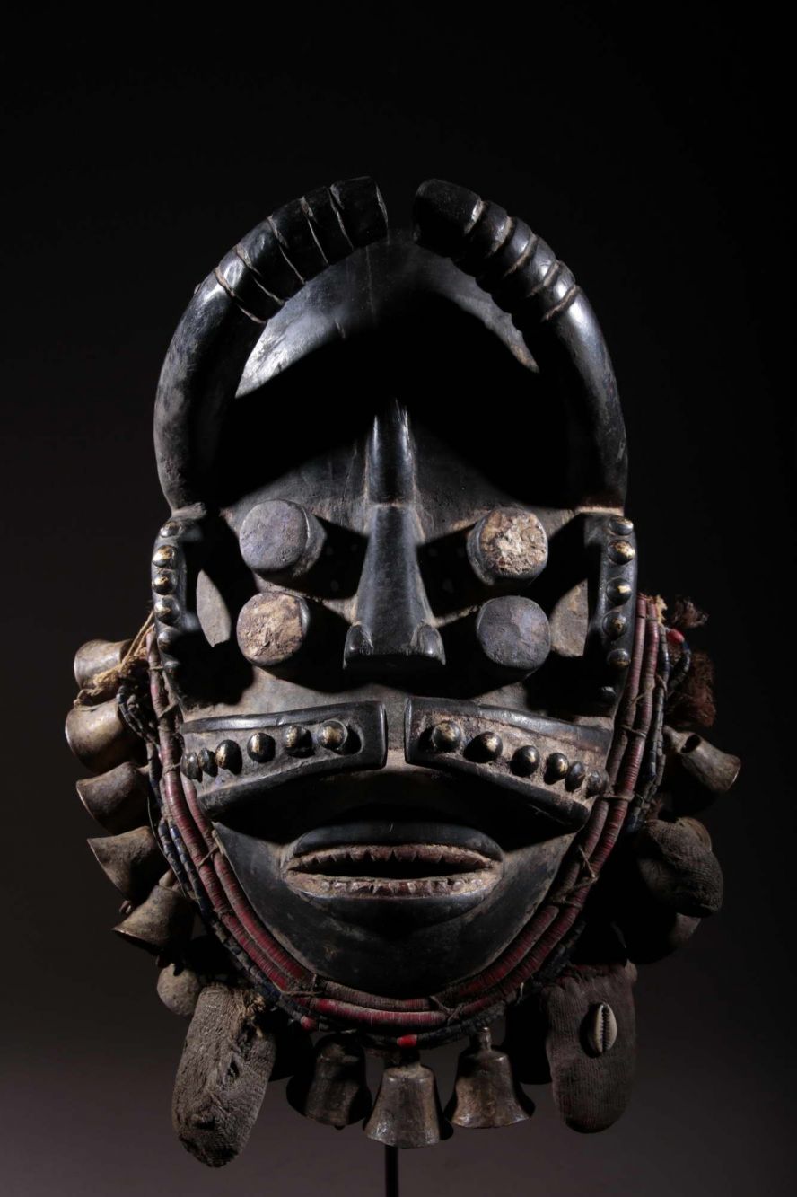 Grebo mask 