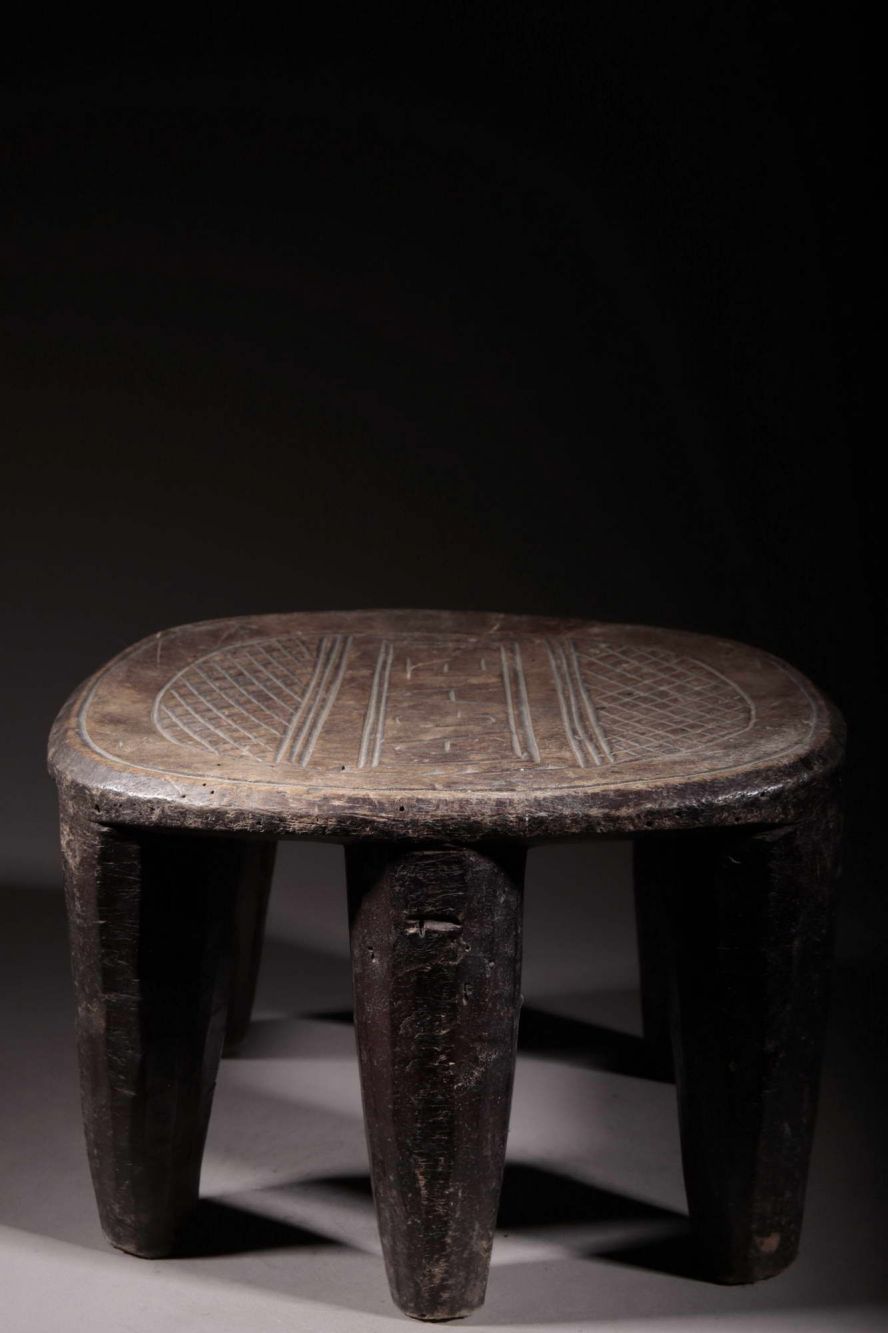 Nupé stool 