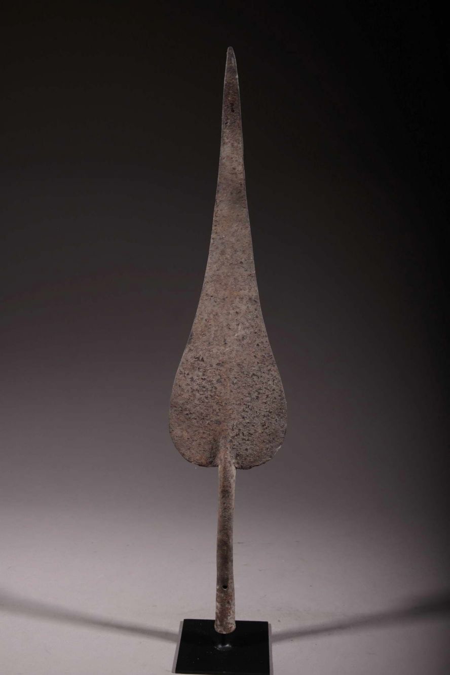 Lobi spearhead 