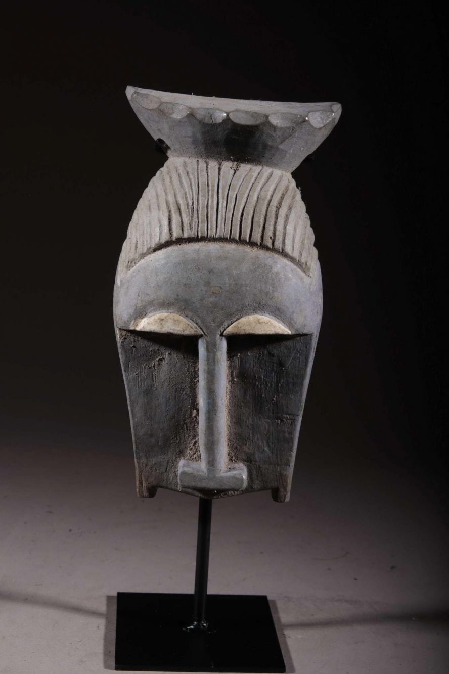 Baoulé mask of family 