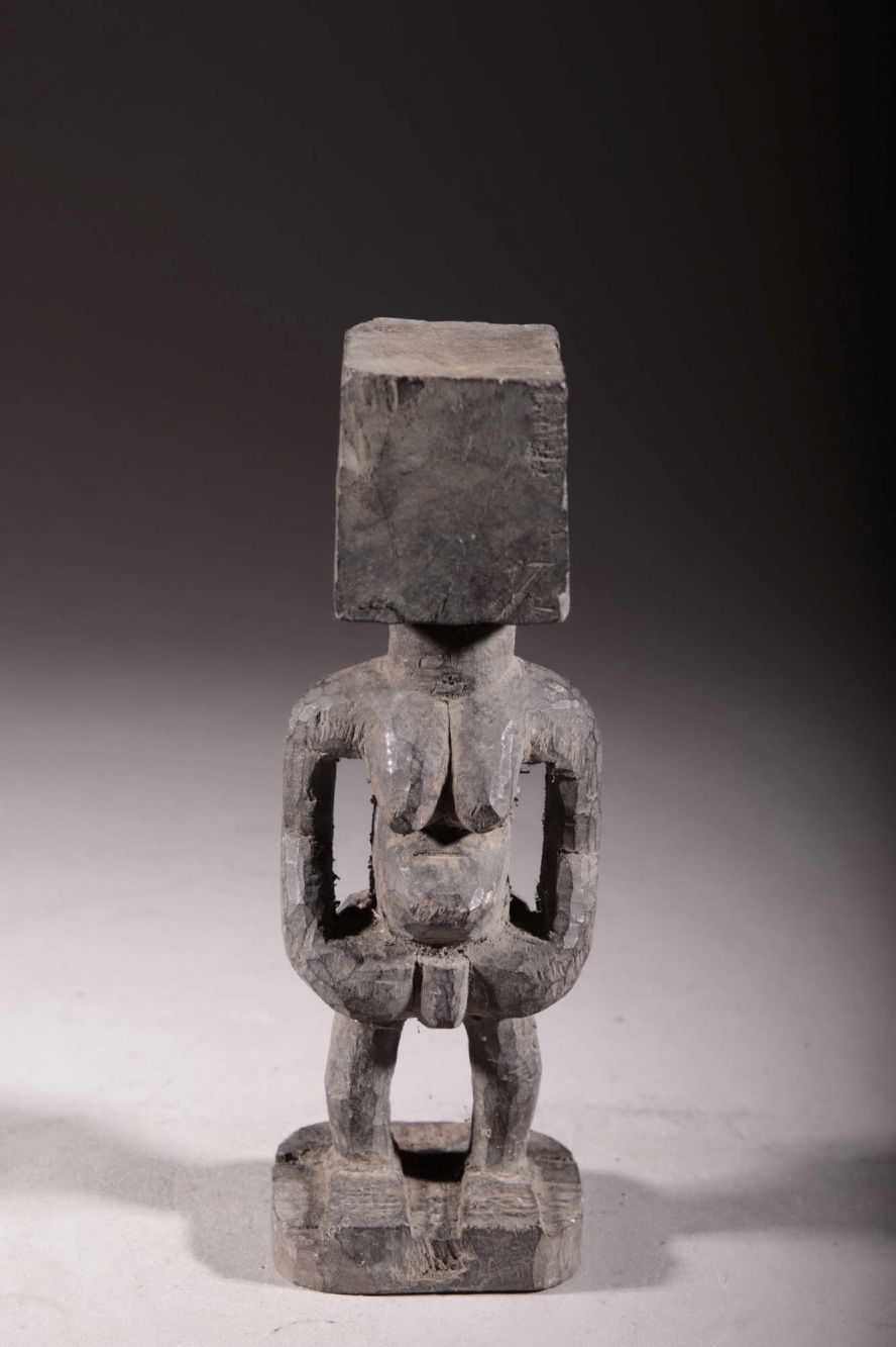 Ikenga statue 