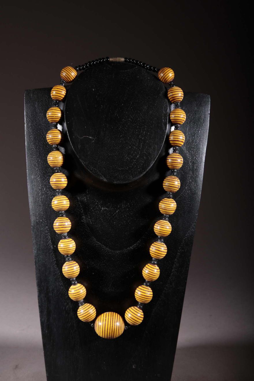 Ethnic necklace made of Kapélé terracotta beads 
