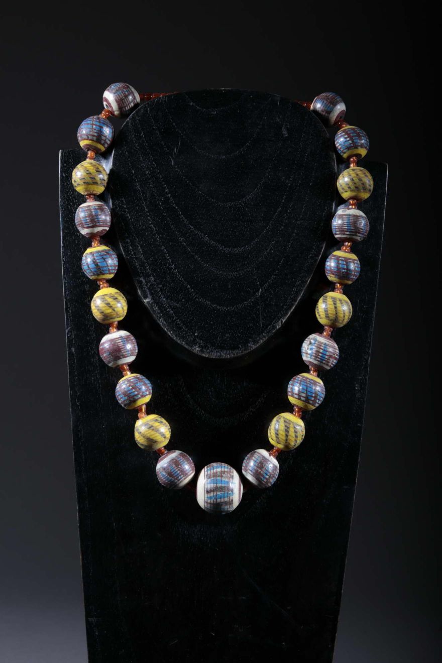 Ethnic necklace made of Kapélé terracotta beads 