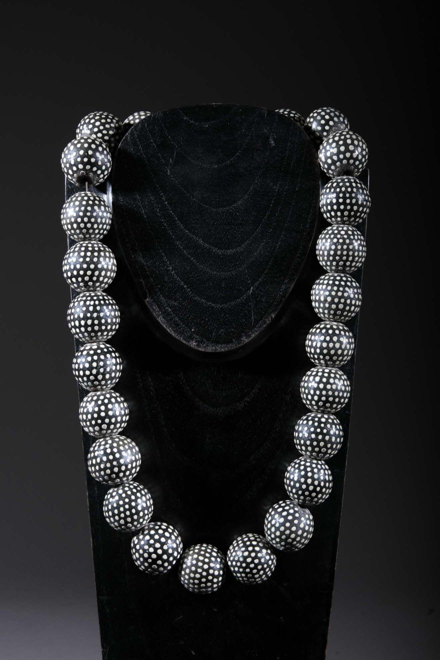 Ethnic necklace made of Kapélé terracotta beads 