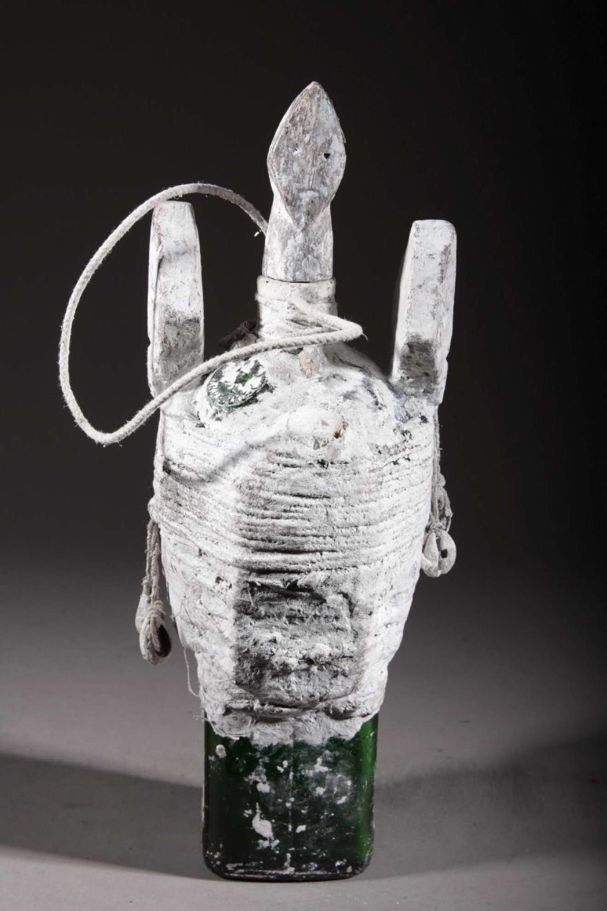 Fon voodoo idol bottle 