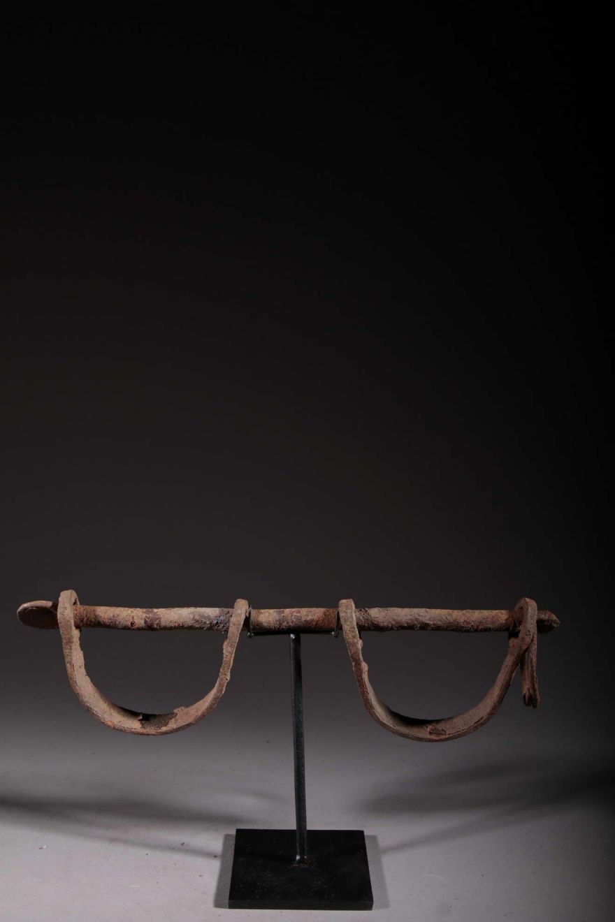 Slave's chain 